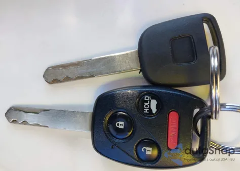 2014 Honda Pilot Lx z USA, uszkodzony, nr VIN 5FNYF3H2XEB005224